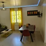 Secteur Coutras - Meublés Au Calme- Séjours Professionnels Et Temporaires Appartement